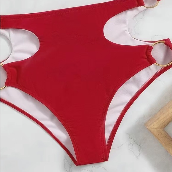 🆕Ring-linked Cut Out Bandeau Top w/ Wide Trim High Cut Bottom: Bikini Set🌹Red - Picture 6 of 10